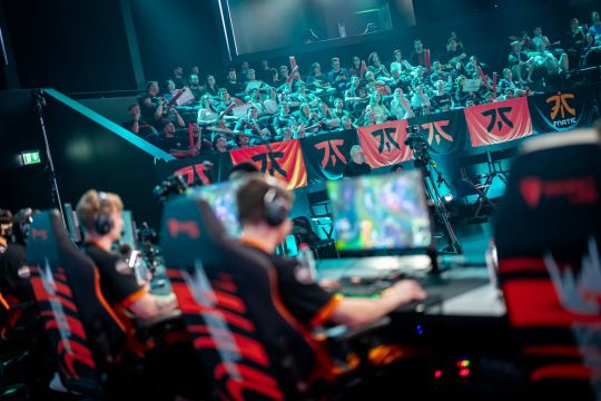 而他的超远 而他的超远