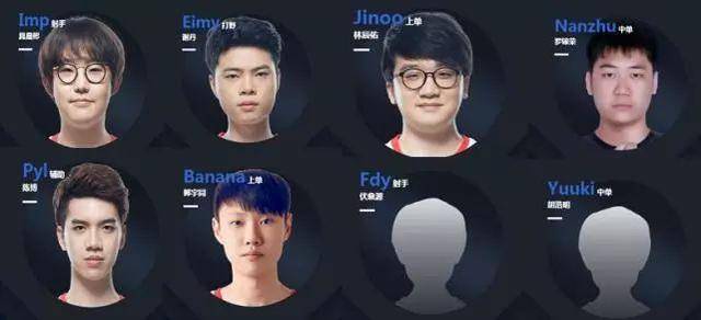 她的教练曾 她的教练曾