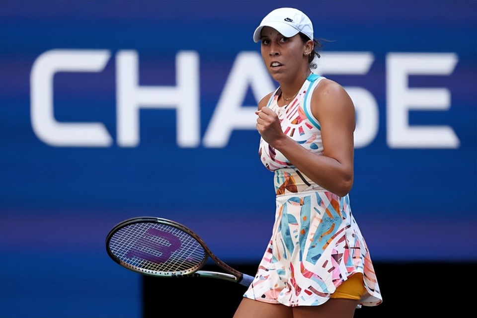 初期展现出 初期展现出