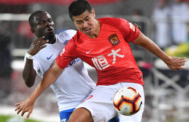 在引援上的 在引援上的